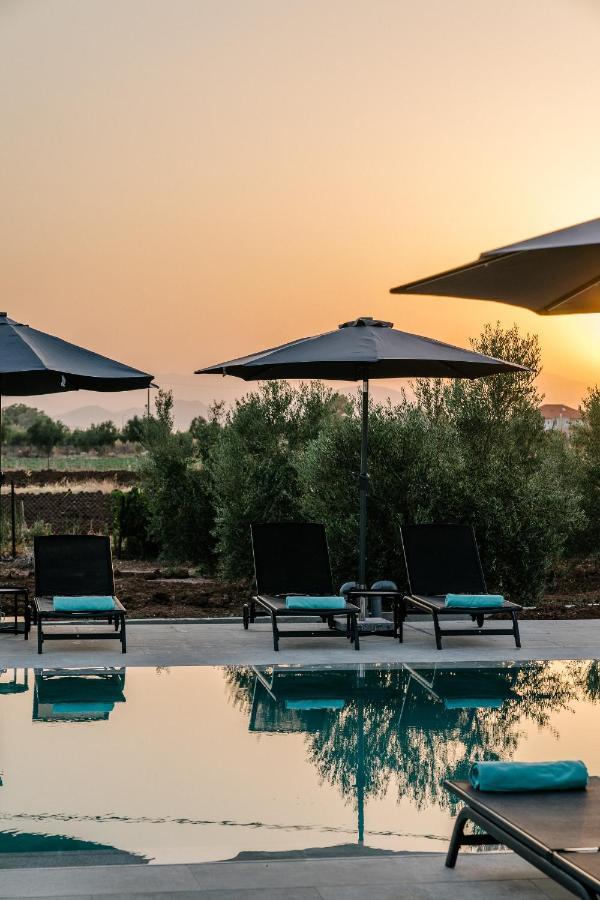 Irissa Suites Paralia Irion Exterior photo